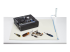 StarTech.com 11x18in Anti Static Mat, ESD Mat for Electronics Repair, Anti Static Desk Mat w/Detachable Grounding Wire, ANSI/ESD S 4.1 Compliant, Flexible Thermoplastic Work Mat/Pad - Framsidan